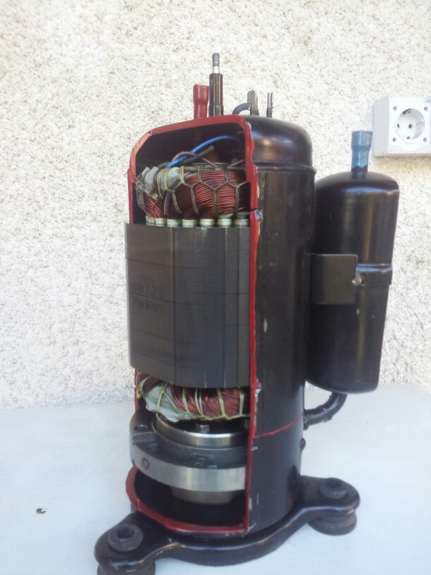 sectiune prin comp de AC.jpg