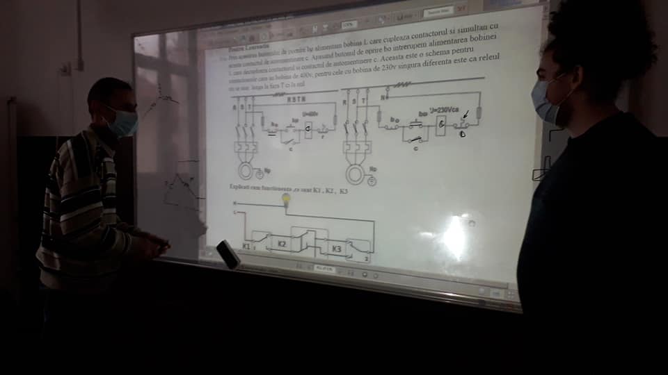 contactor cu bobina de 400V.jpg