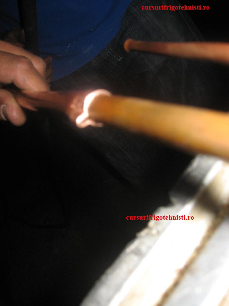 Aiud 5 Prelungire cond buzunarul.jpg