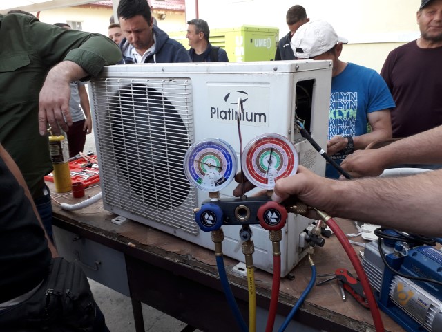 Presiunea de vaporizare aer conditionat R32.jpg