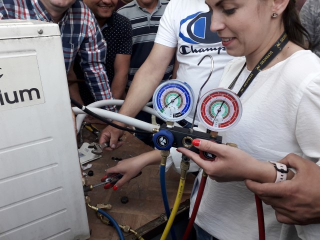 dam drumul la valve dupa vacumare.jpg