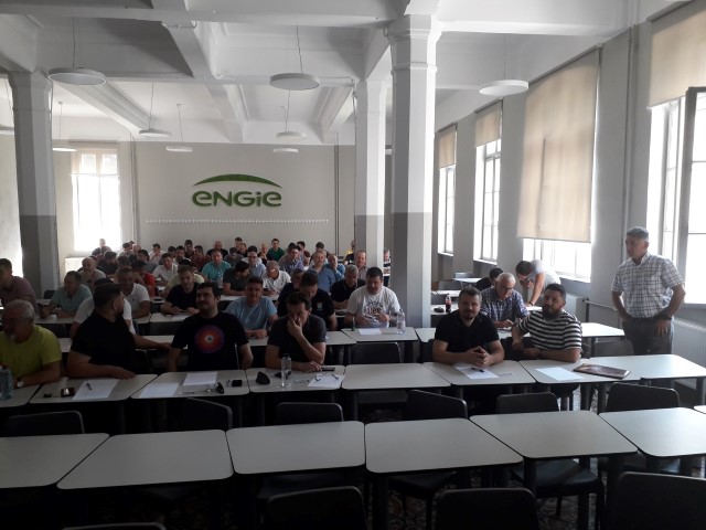 Amfiteatru regenerabile.jpg