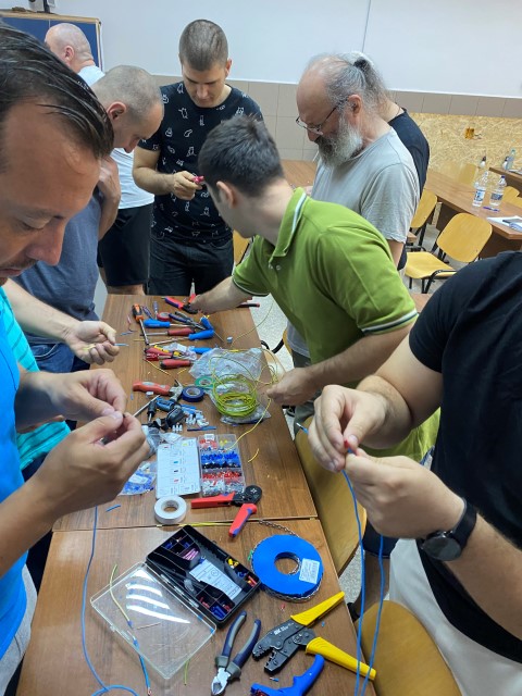 Conexiuni electrice 3.jpg