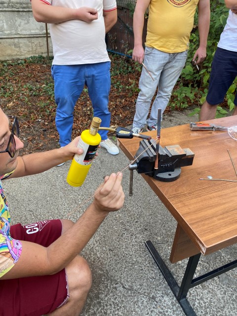 La Practica frig 18 si 19 sept.jpg