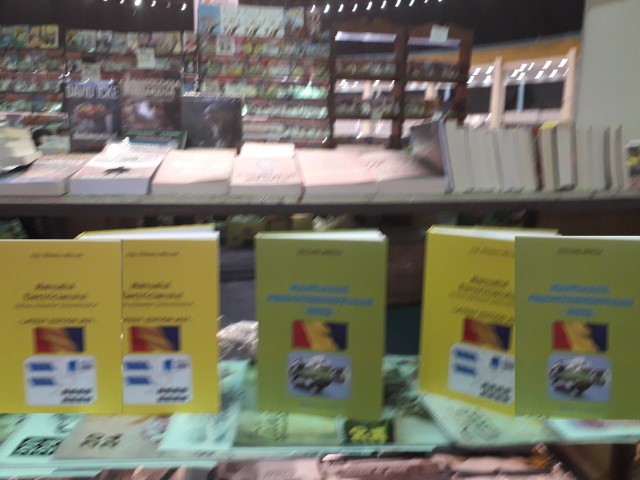 Targul de Carte Gaudeamus 2023 Manualul Electricianului si Manualul frigotehnistului.jpg