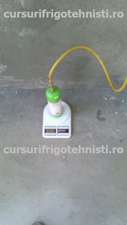 Butelie R407 incarcare cu lichid (Custom).jpg