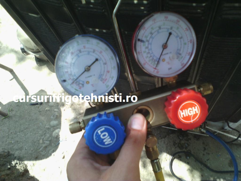 Functioneaza sub 1 Bar ,mai are pana la o,2 (Custom).jpg