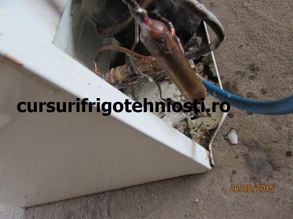 Proba etansare cu spuma 14 (Custom).JPG