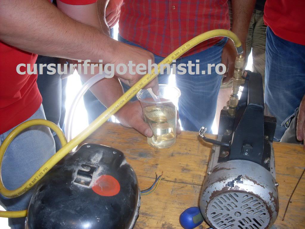 Tragem ulei in comp cu PV.jpg