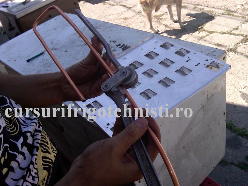 curbare teava de 8.jpg