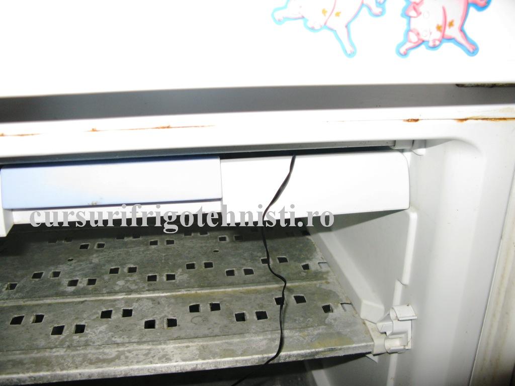 locul termometrului din vaporizator.jpg