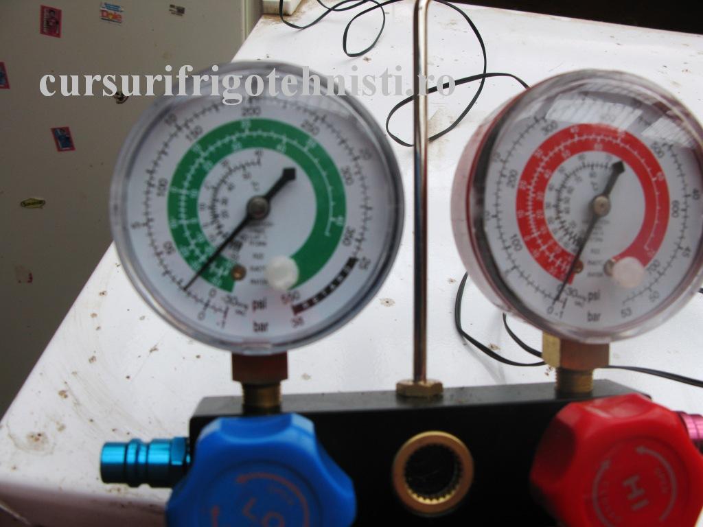 presiunea stat in instalatie(aproximativ 1,5 bar).jpg