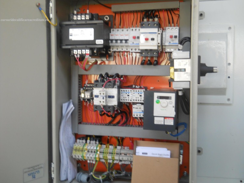 DSCN4705 (Custom) (2).JPG