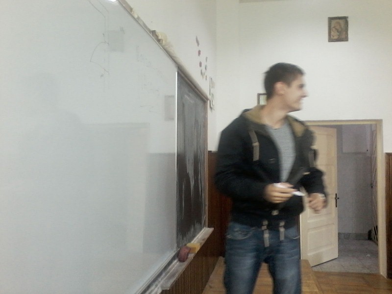 Alt Alex la tabla (Custom).JPG