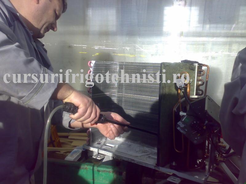 Spalare sub presiune.jpg