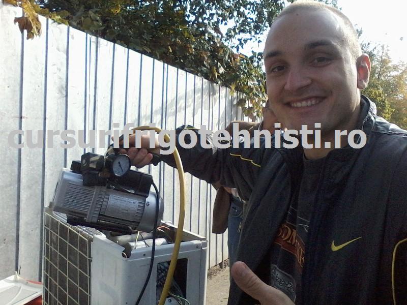 P13-10-14_10.39 (Custom).jpg