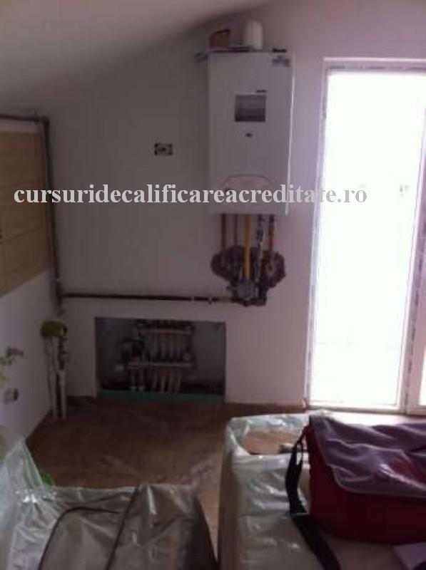 Centrala cu tiraj fortat montata in mansarda (Custom).jpg