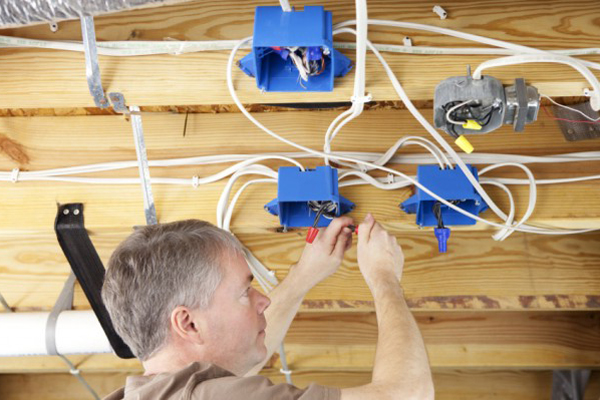 instalatii-electrice-1.jpg