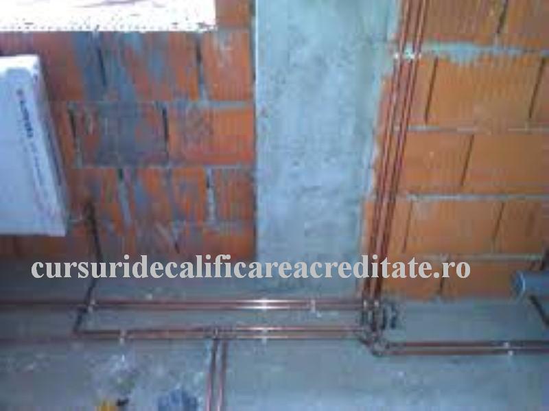 Instalatorii calif prin corespondenta.jpg