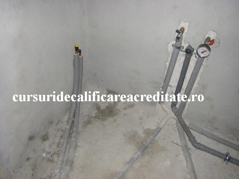 Proba presiune apa rece la 6 bari.jpg