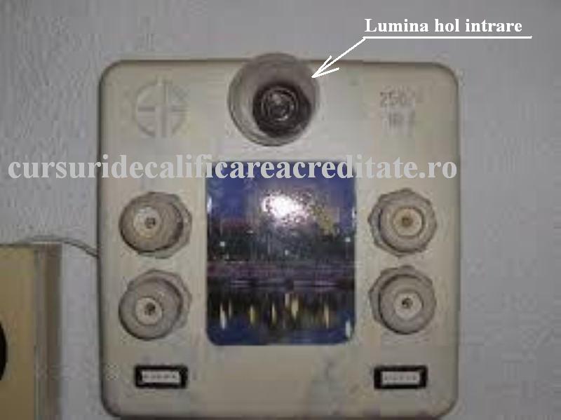 Tablou cu contor si lampa.jpg