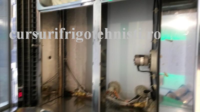 Revizie camera refr.jpg