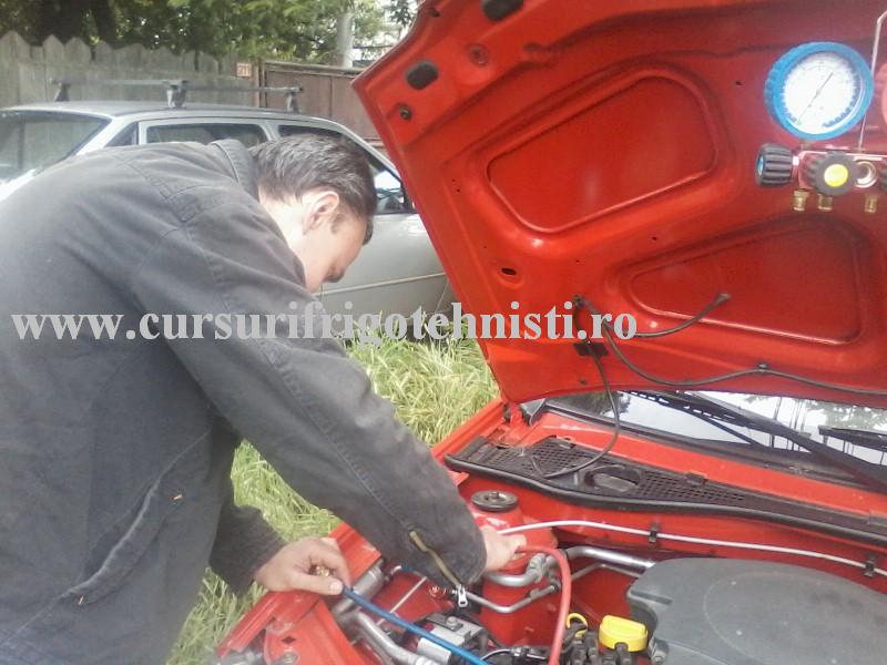 P27-05-16_09.30 (Custom).jpg