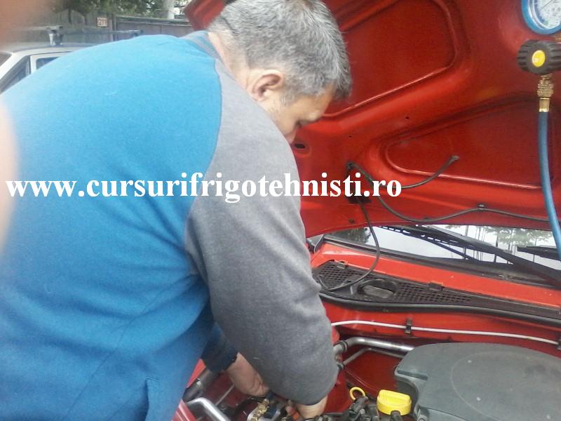 P27-05-16_09.34 (Custom).jpg