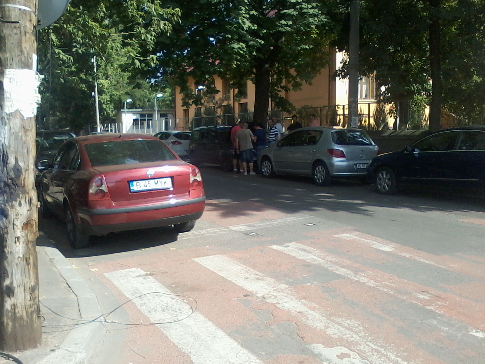 grupa 9 inainte de curs rezolva un AC.JPG