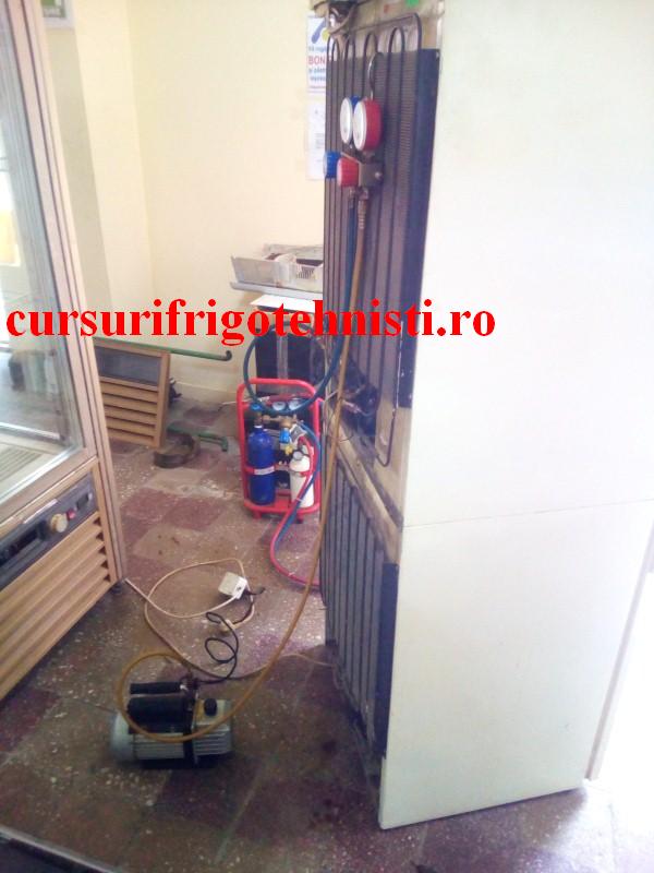 pus in vacum (Custom).jpg