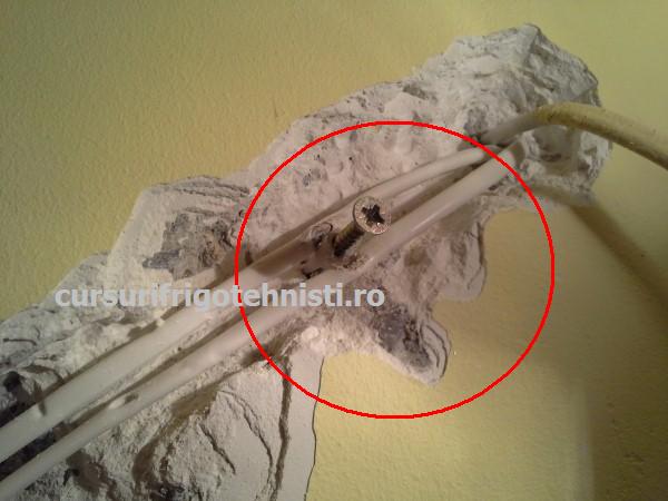 Foarte ok executat cuiul infipt in fire.jpg