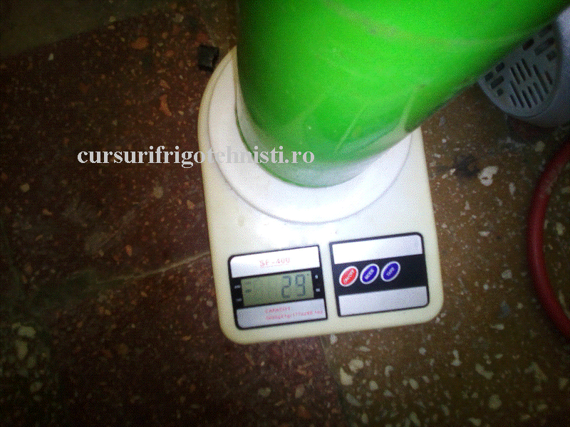 incarcare cu cantarul (Custom).GIF