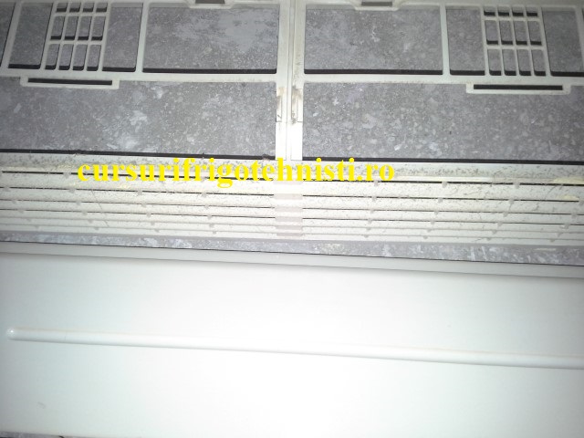 Akai unitate interna (Small).jpg