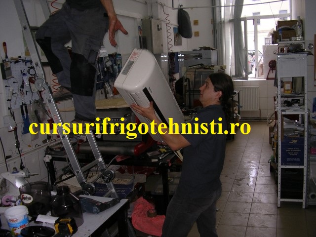 montare pe pozitie unitate interna (Small).jpg