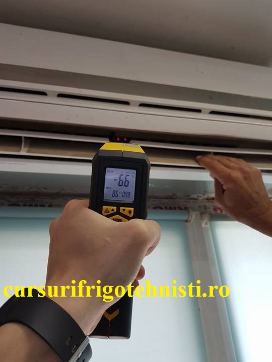 temperatura masurata cu laserul pe vaporizator.jpg