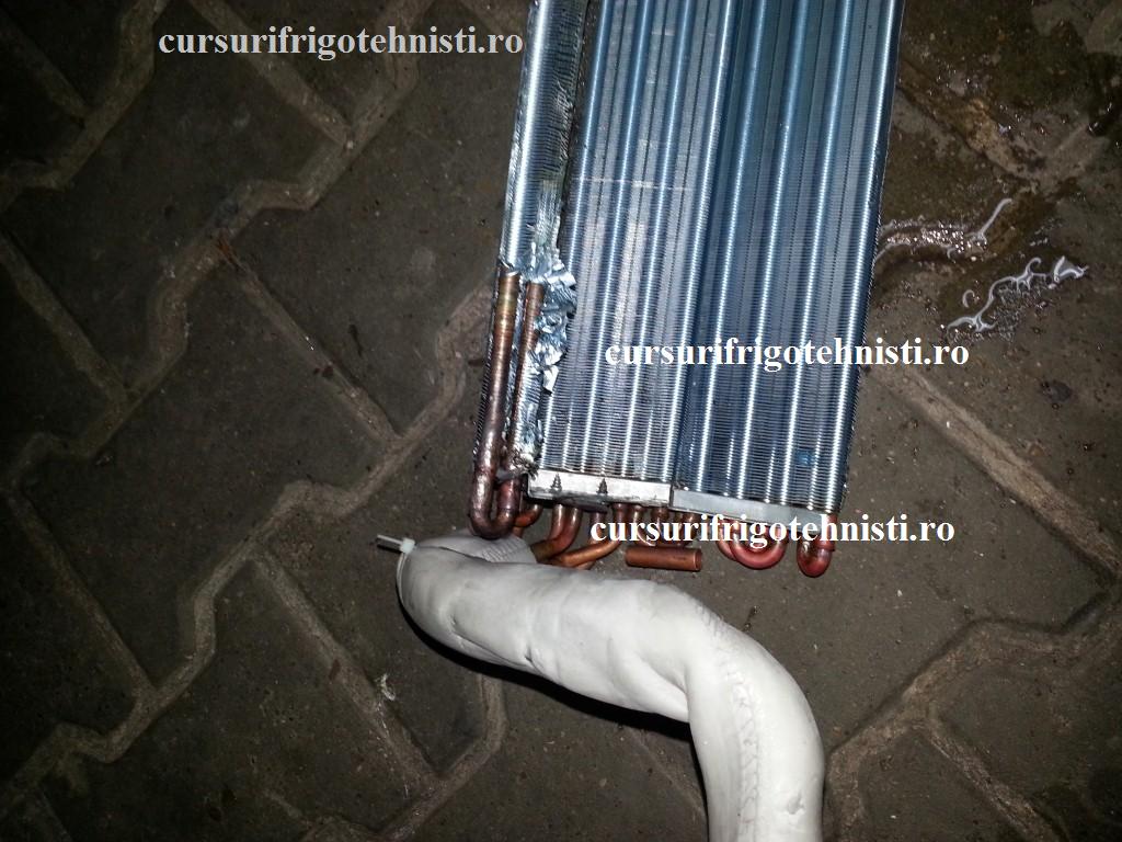 UI cu pori 1.jpg