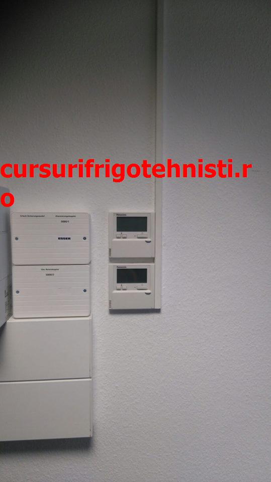 panou comanda si control climatizare aer racit.jpg