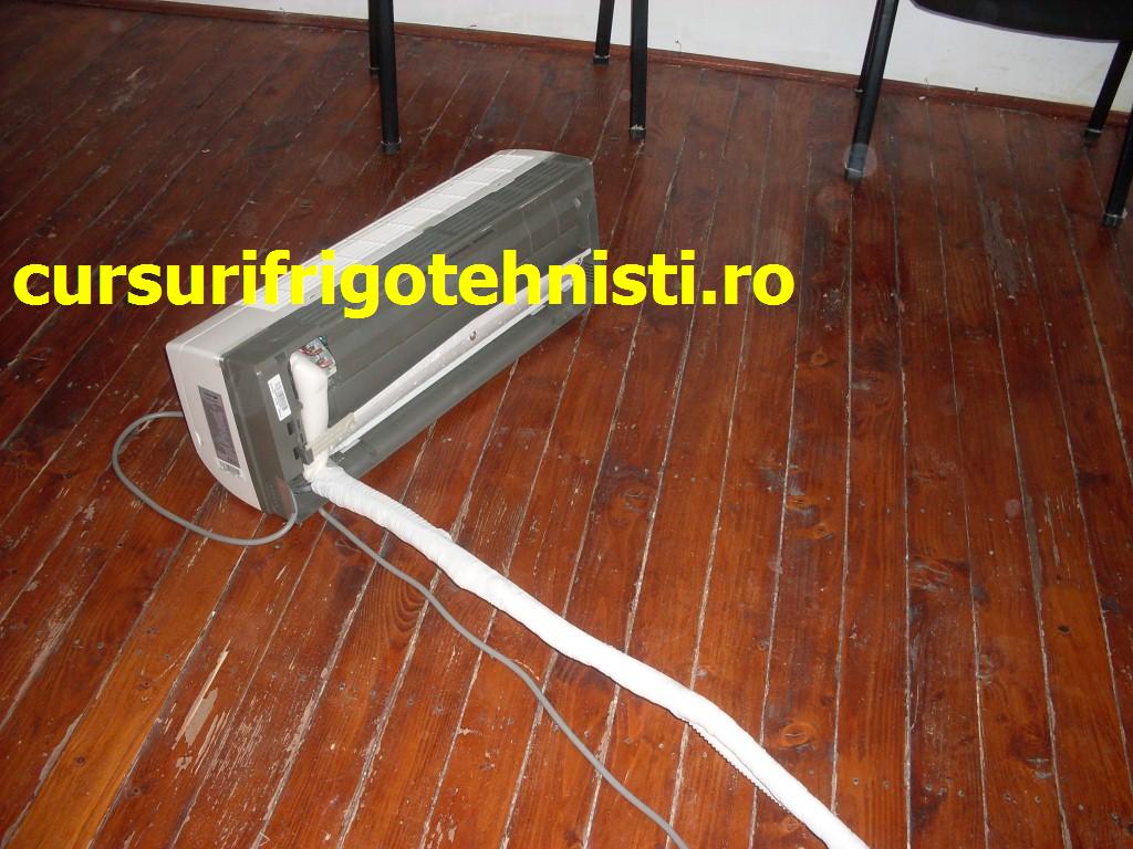 Interna este ok am salvat tot tangentialul este la locul lui vaporizatorul la fel.JPG