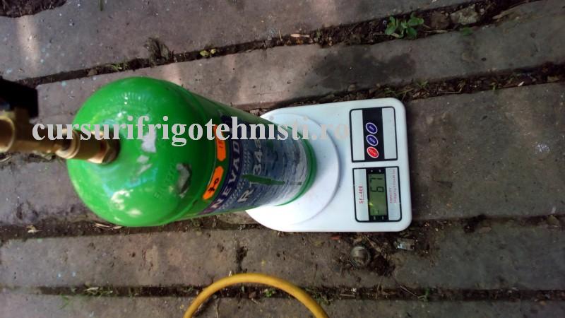 cantar electronic precizie 1 gr incarc cu R134 A.jpg