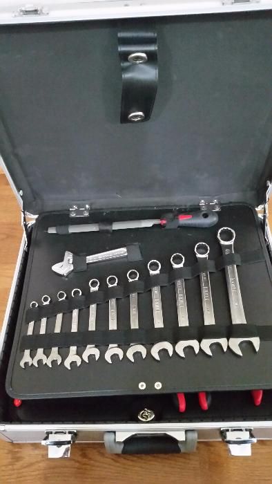 trusa electrician 3.jpg