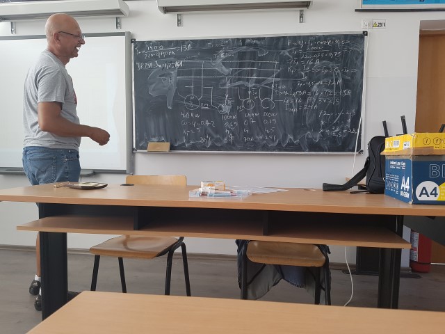 David rezolva motoare asincrone trifazate.jpg