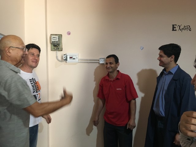 Electricienii cauta cea mai buna solutie ,doream sa echipam tabloul electric secundar cu 3 circuite unul de iluminat si doua de prize.JPG