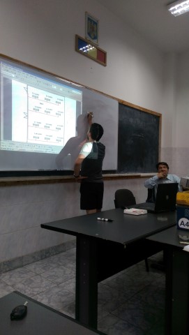 calculul circuitelor de lumina erau lampi florescente.jpg