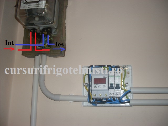 Montare contor energie electrica am marcat intrarile si iesirile U=230V i=40 A.JPG