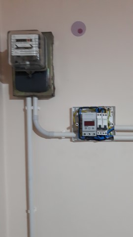 tablou principal echipat cu senzor de protectie contra tensiunilor maximale supratensiune.jpg