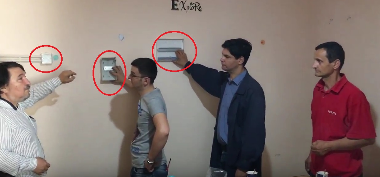 Am realizat o instalatie electrica cu circuite de priza si circuite de iluminat pornind de la 0.jpg