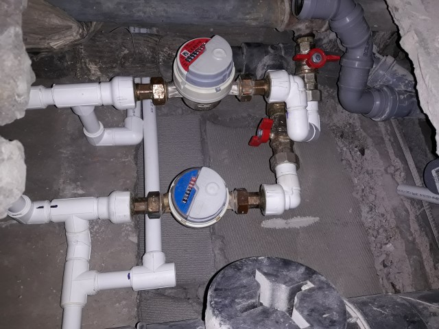 refacut conducte apa calda rece si canalizare.jpg