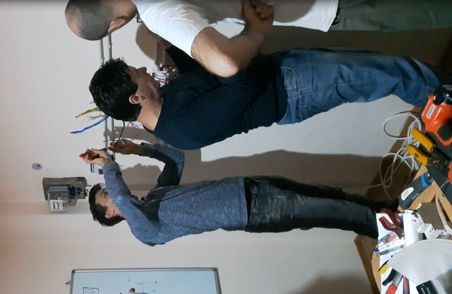 scule clesti patenti oblic sfic izolier band 3 aparate de masura , letcon  , noi executam legaturi electrice.jpg