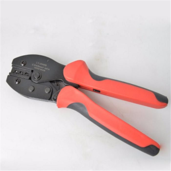 cleste sertizat conectori mc4 sisteme fotovoltaice.jpg