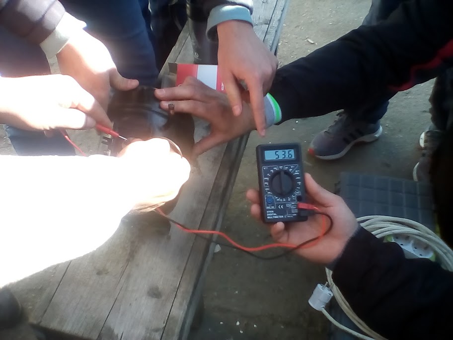 rezistenta infasurarii este de 536 ohmi masurat cu multi metrul electronic.jpg